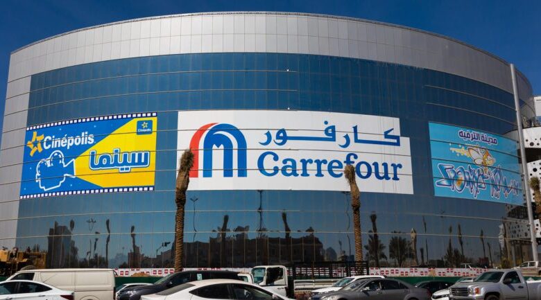 Saudi Arabia: Migrant workers at Carrefour sites exploited, cheated and forced to live in squalor Saudi Arabia: Migrant workers at Carrefour sites exploited, cheated and forced to live in squalor