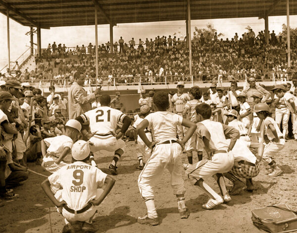 Roberto Clemente, Humanitarian – Society for American Baseball Research Roberto Clemente, Humanitarian – Society for American Baseball Research