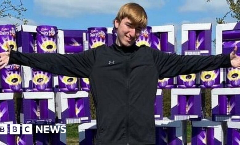 Teenager’s daily acts of kindness lead to foundation launch Teenager’s daily acts of kindness lead to foundation launch