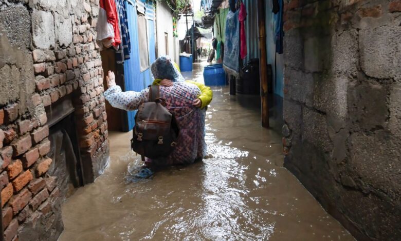 Urgent human rights-consistent climate action needed Urgent human rights-consistent climate action needed
