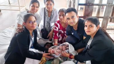Army Doctor Uses Pocket Knife to Help Woman Deliver Baby at Jhansi Railway Station