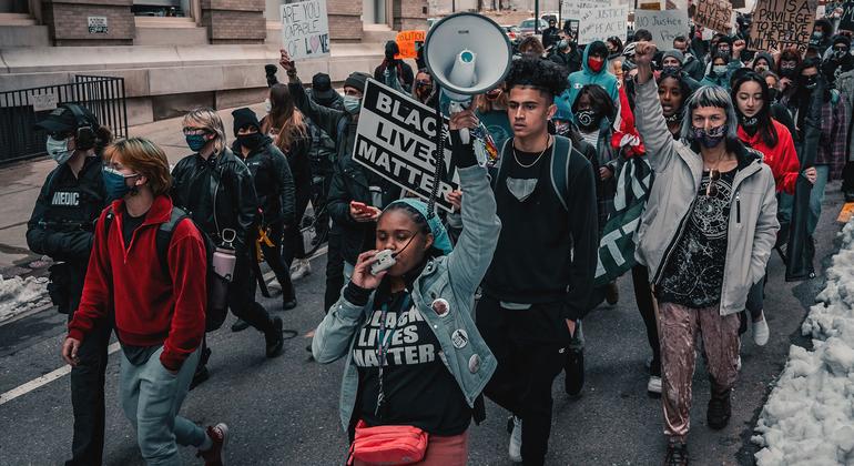 ‘Urgent need’ for more accountability from social media giants to curb hate speech: UN experts